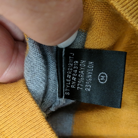 Top - Picture 3 of 3